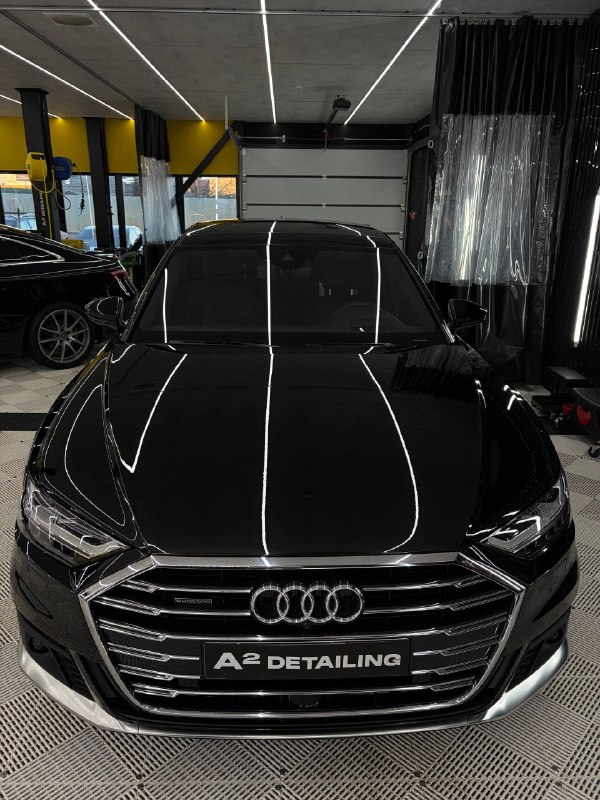 Audi A8: деталь работы 3